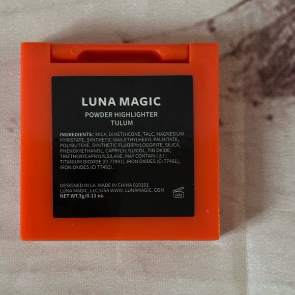 Luna Magic Powder Highlighter Tulum .11oz - Picture 6 of 7